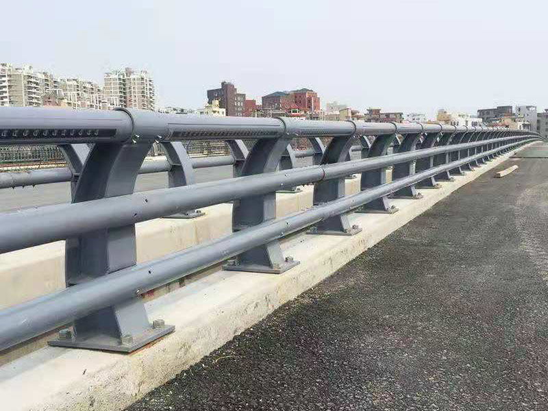防撞護(hù)欄