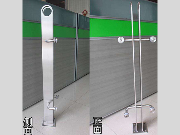 不銹鋼護(hù)欄立柱